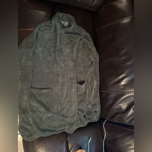 Never worn